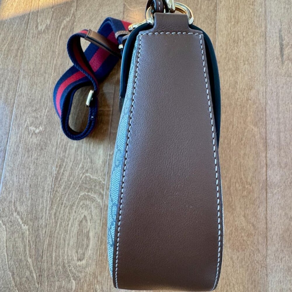 Nearly New Gucci Padlock โ Worn Once Only - Picture 7 of 8